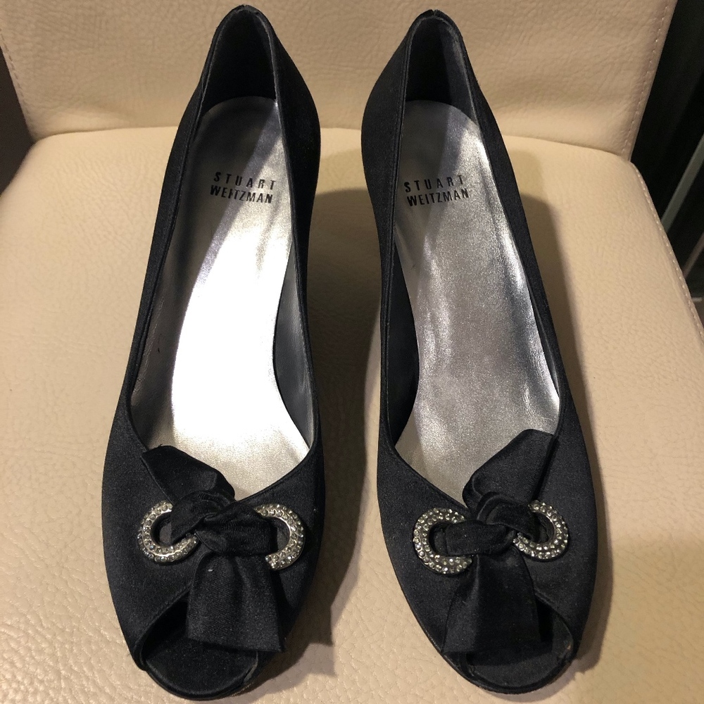 Stuart Weitzman 6.5 Black Suede Peep Toe Heel
